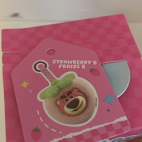 Miniso Lotso Strawberry Pendant - Picture 4 of 4
